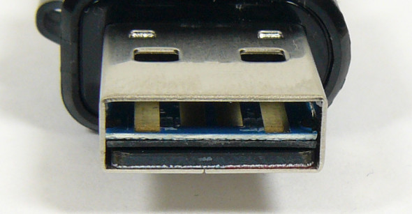 3DTester.de - SanDisk Ultra Dual USB Drive - 16GB - Bild03